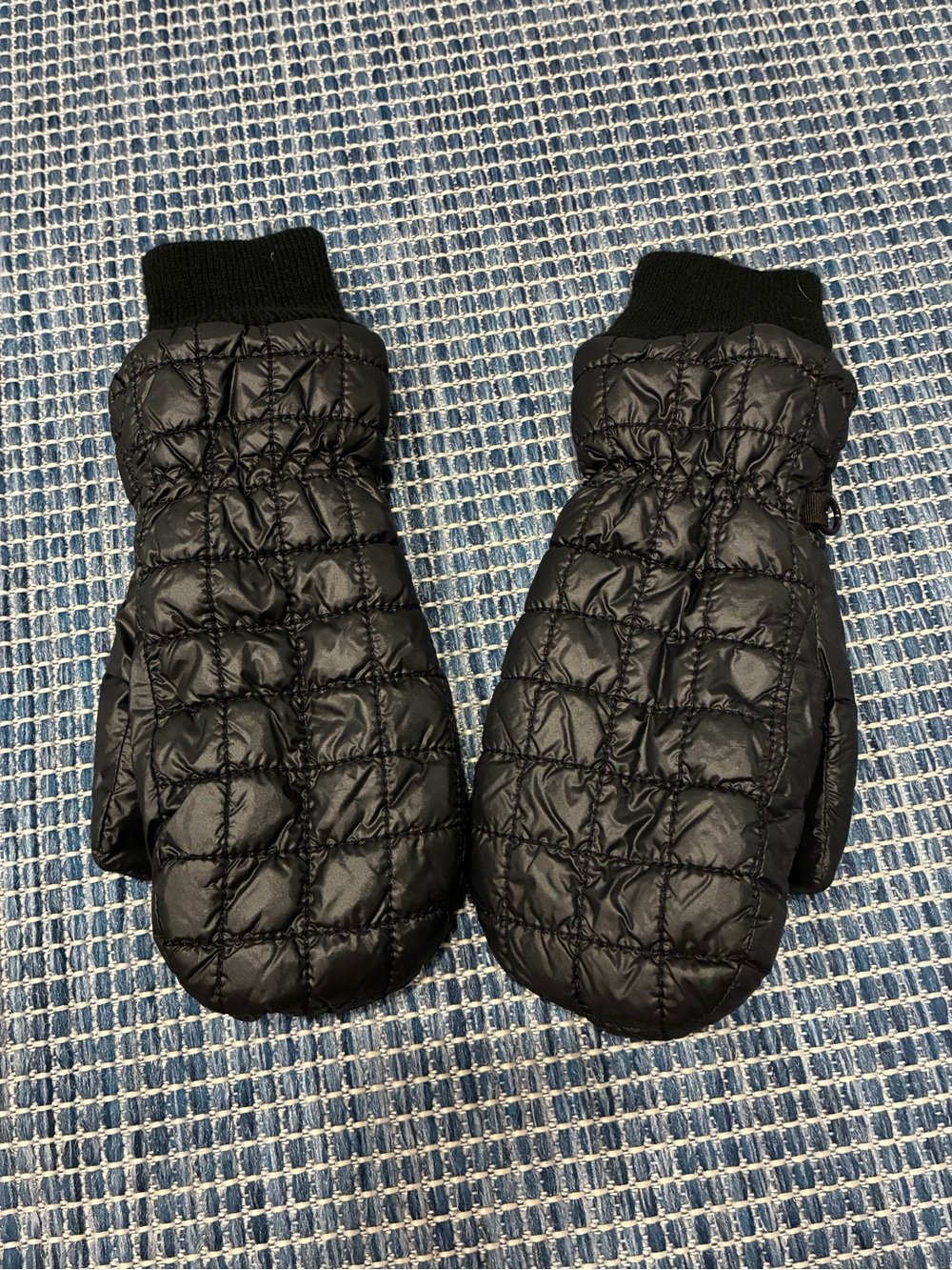 all in motion Black Quilted Puffer Mittens with Knit Cuff